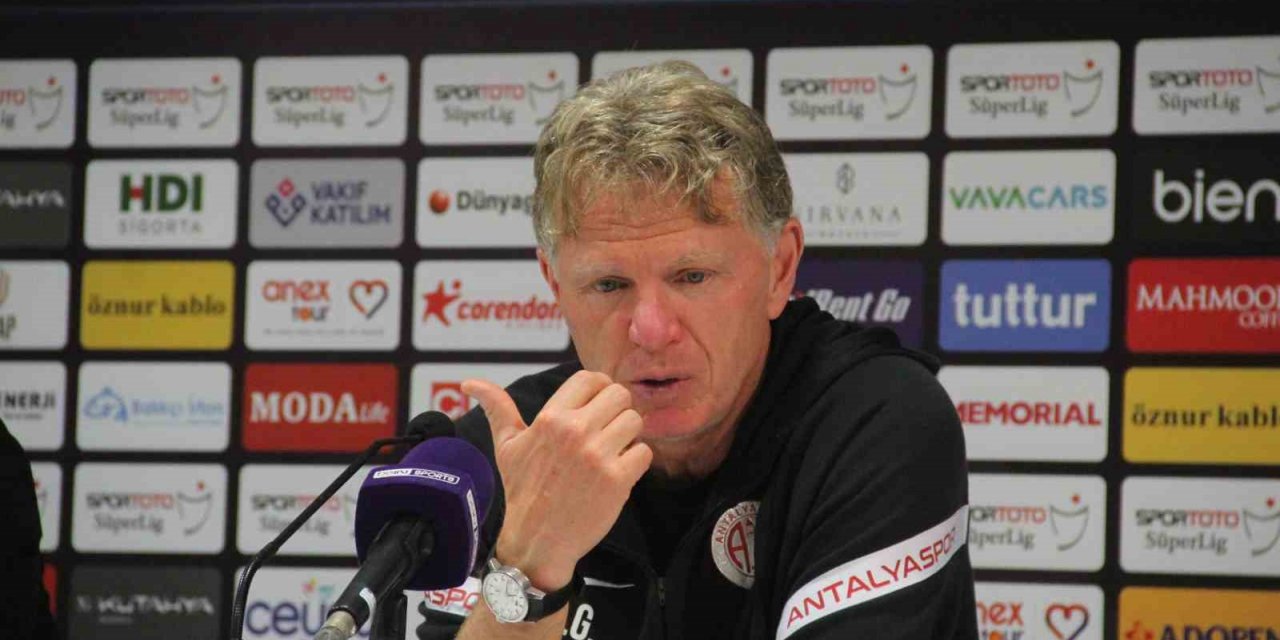 Alfons Groenendijk: “Rakine kritik 3 puan verdik"