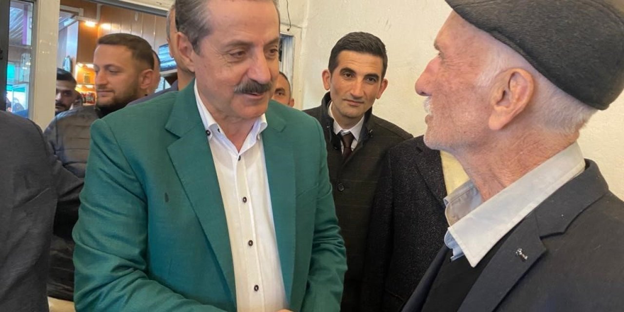AK Parti Artvin Milletvekili adayı Faruk Çelik: "Kemalpaşa çayını marka yapacağız"