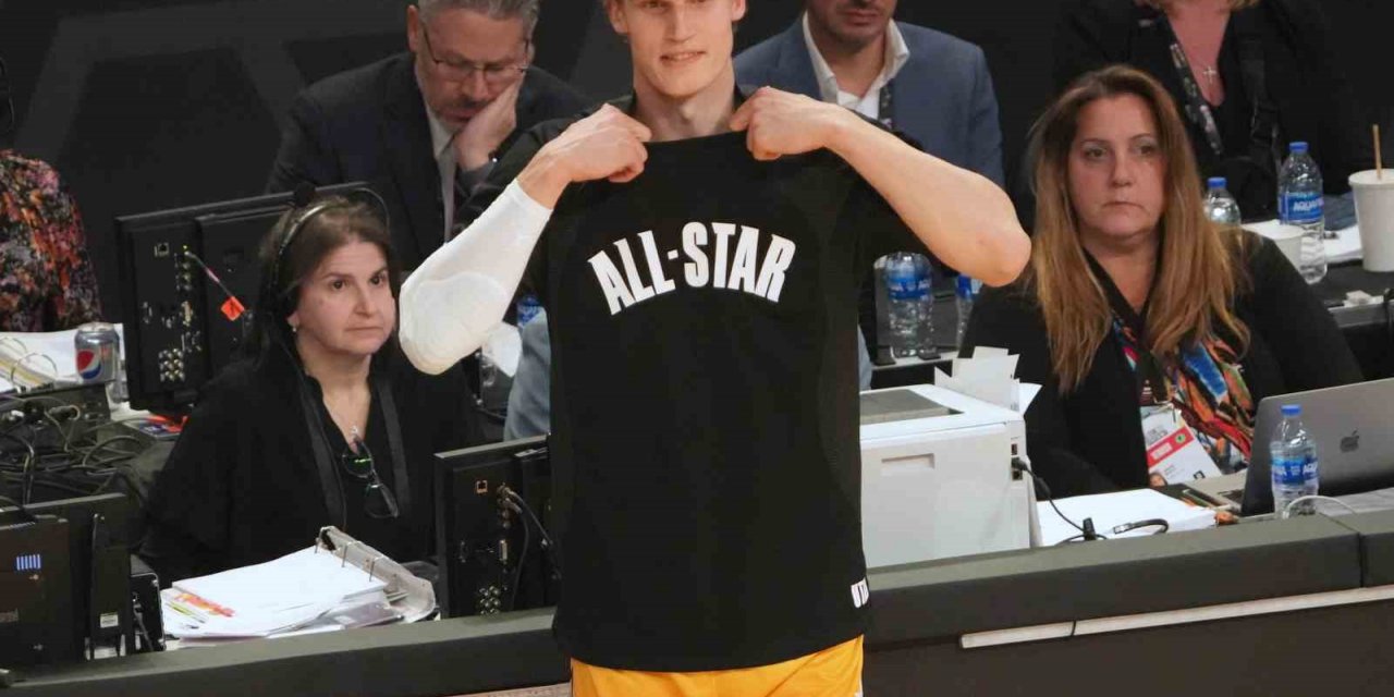 NBA’de ’En Çok Gelişme Gösteren Oyuncu’ ödülü, Lauri Markkanen’in oldu