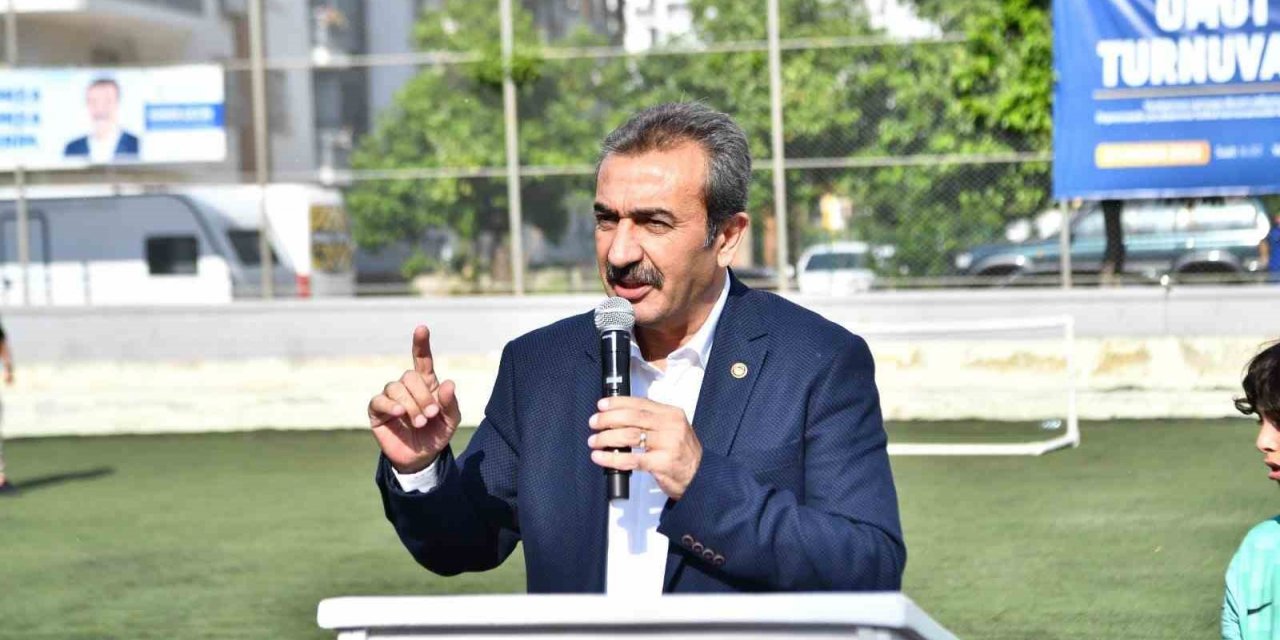 Adana’da “Gülen Yüzler Umut Turnuvası” başladı