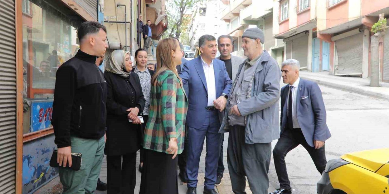Fadıloğlu, milletvekili adaylarıyla esnafın sorunlarını dinledi