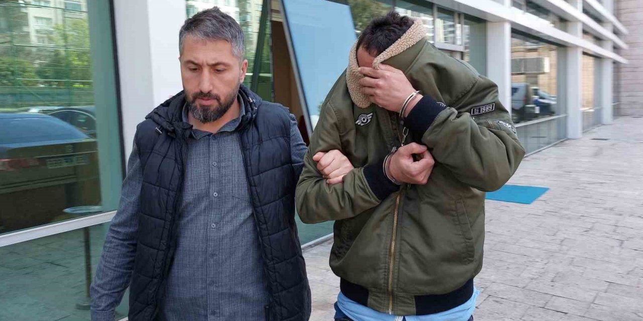 Kapkaç yöntemiyle altın çalan zanlı tutuklandı