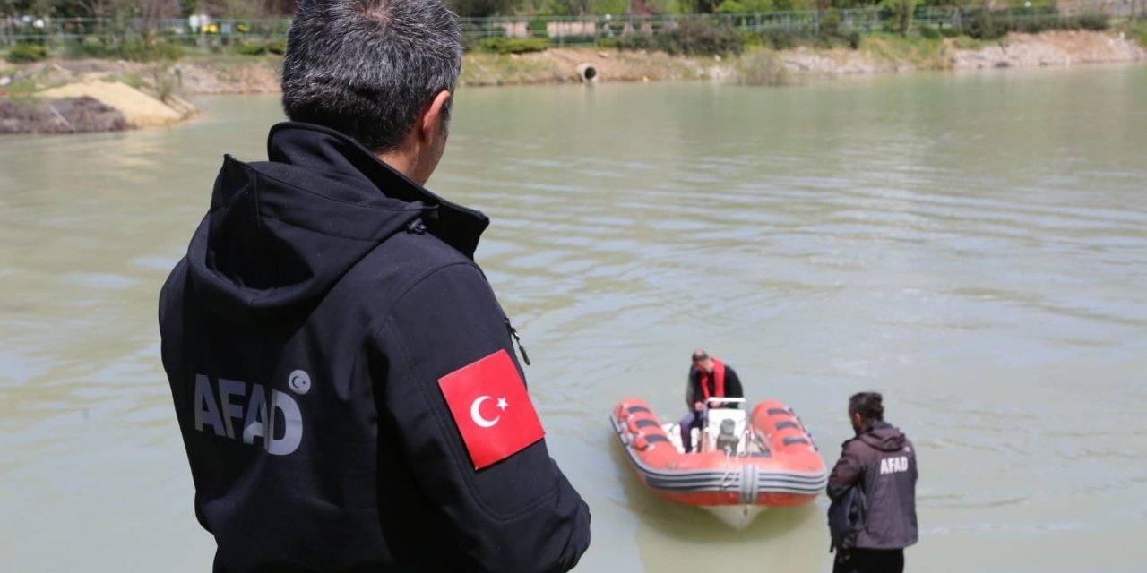 Vali Özkan, Munzur’da kaybolan gençleri arama çalışmalarını yerinde inceledi