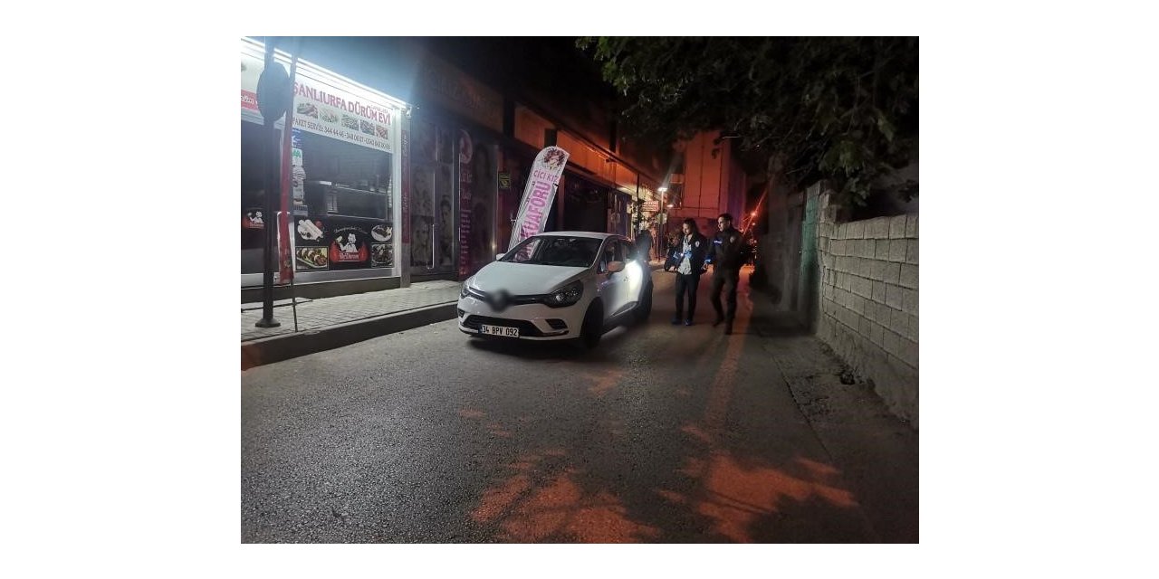 İzmir’de otomobile silahlı saldırı: 1 ölü