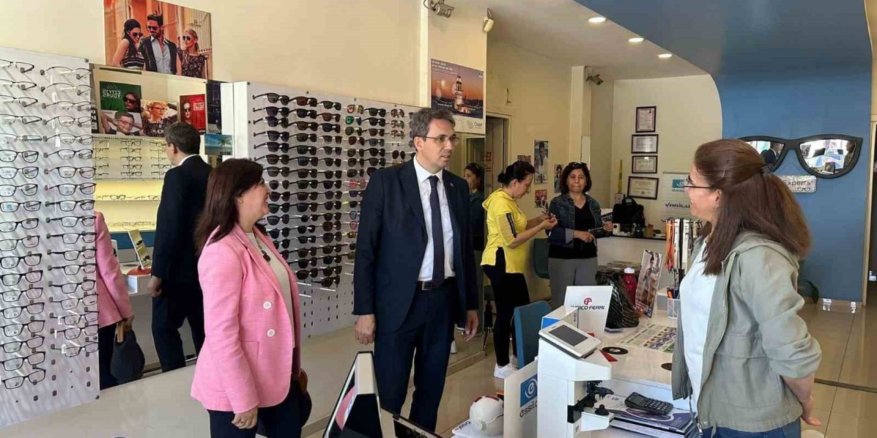 AK Parti’li Ökten, İncirliova’da seçim çalışmalarına katıldı