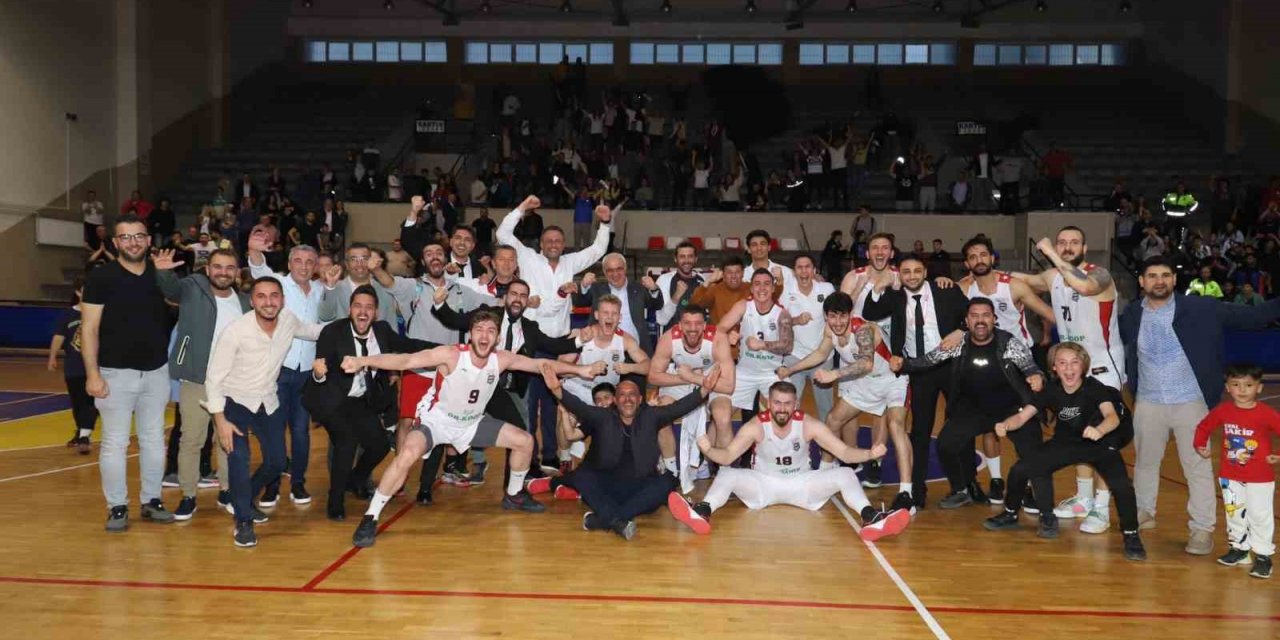 Nazilli Belediyespor Play Off’a galibiyet ile başladı