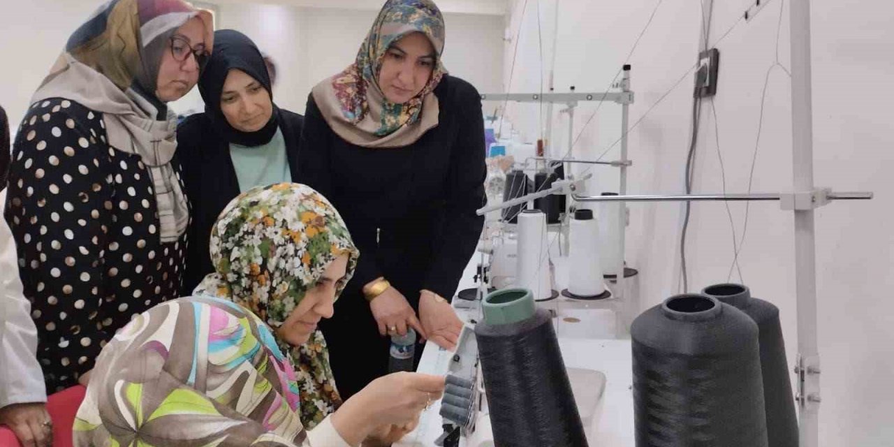 Büyükşehir KAYMEK’ten İncesu’da hazır giyim kursu