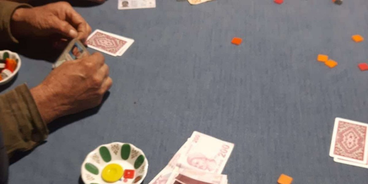 Jandarmadan yasa dışı bahis ve kumar operasyonu