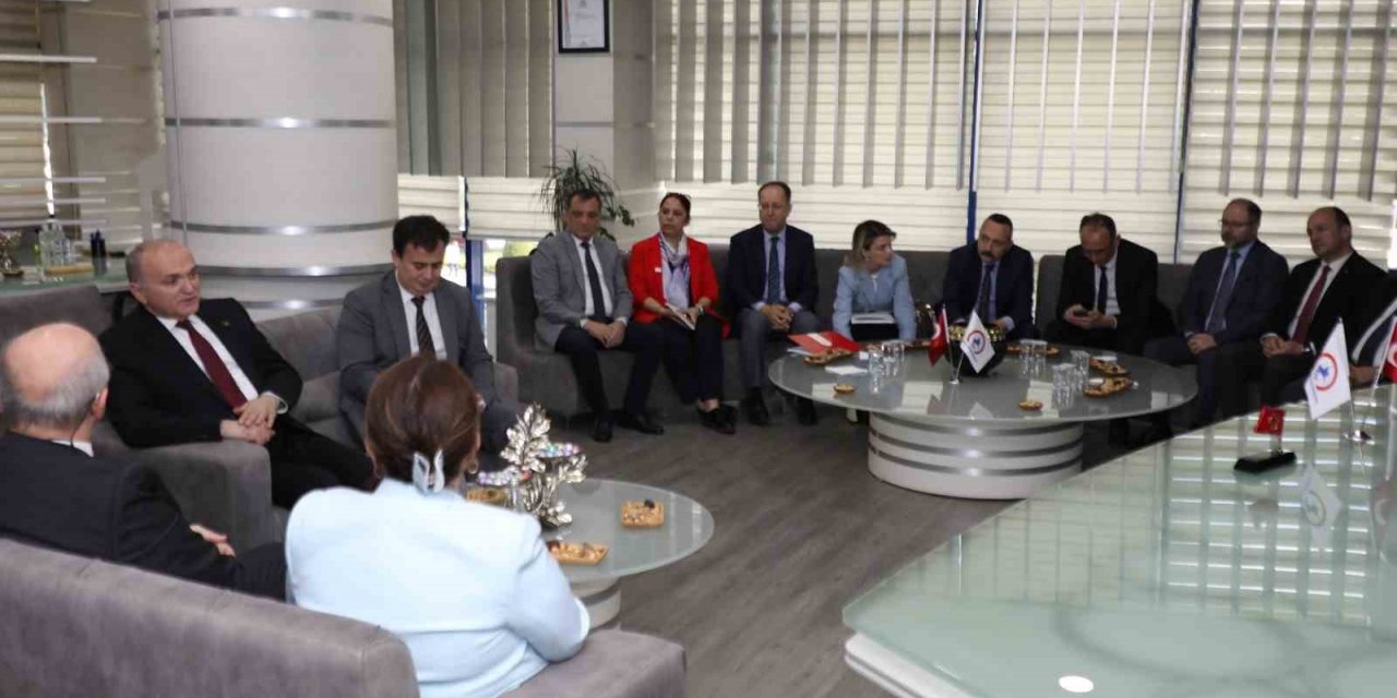 Düzce’deki eğitim yatırımları konuşuldu