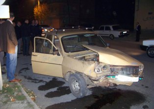 İki otomobil çarpıştı: 1 yaralı