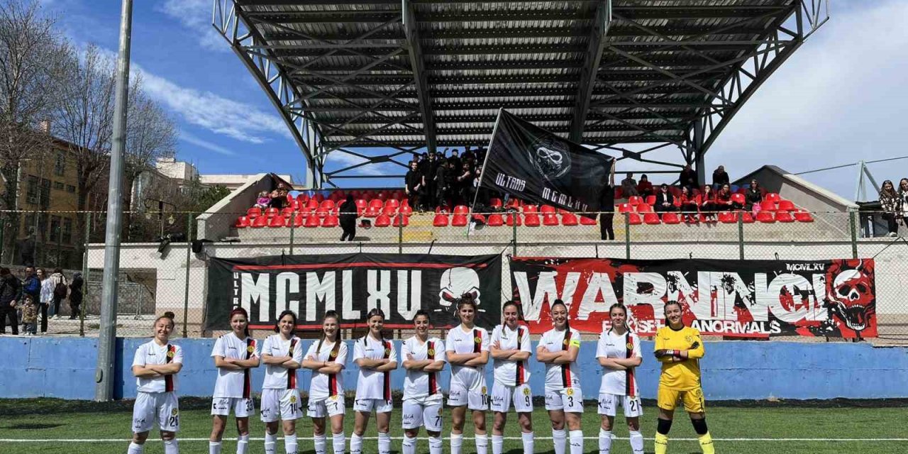 Eskişehirspor Kadınlar Ligi’ndeki ilk yenilgisini yaşadı