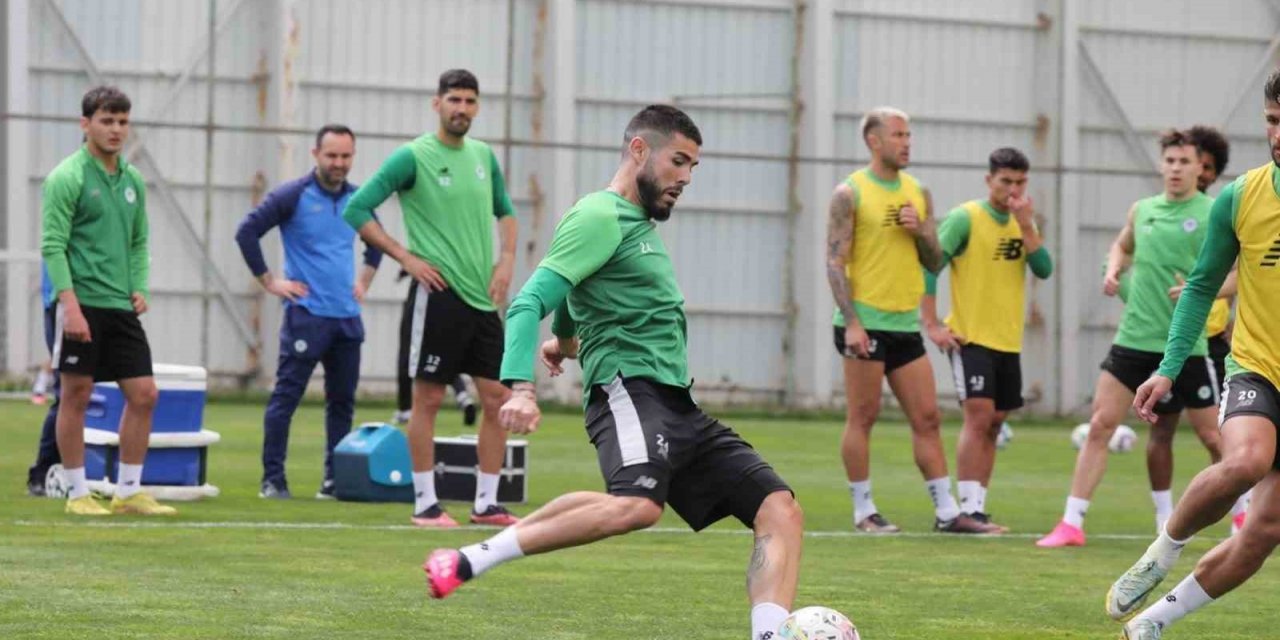 Konyaspor'da hazırlıklar sürüyor! Trabzonspor maçı saat kaçta? Biletler kaç lira?