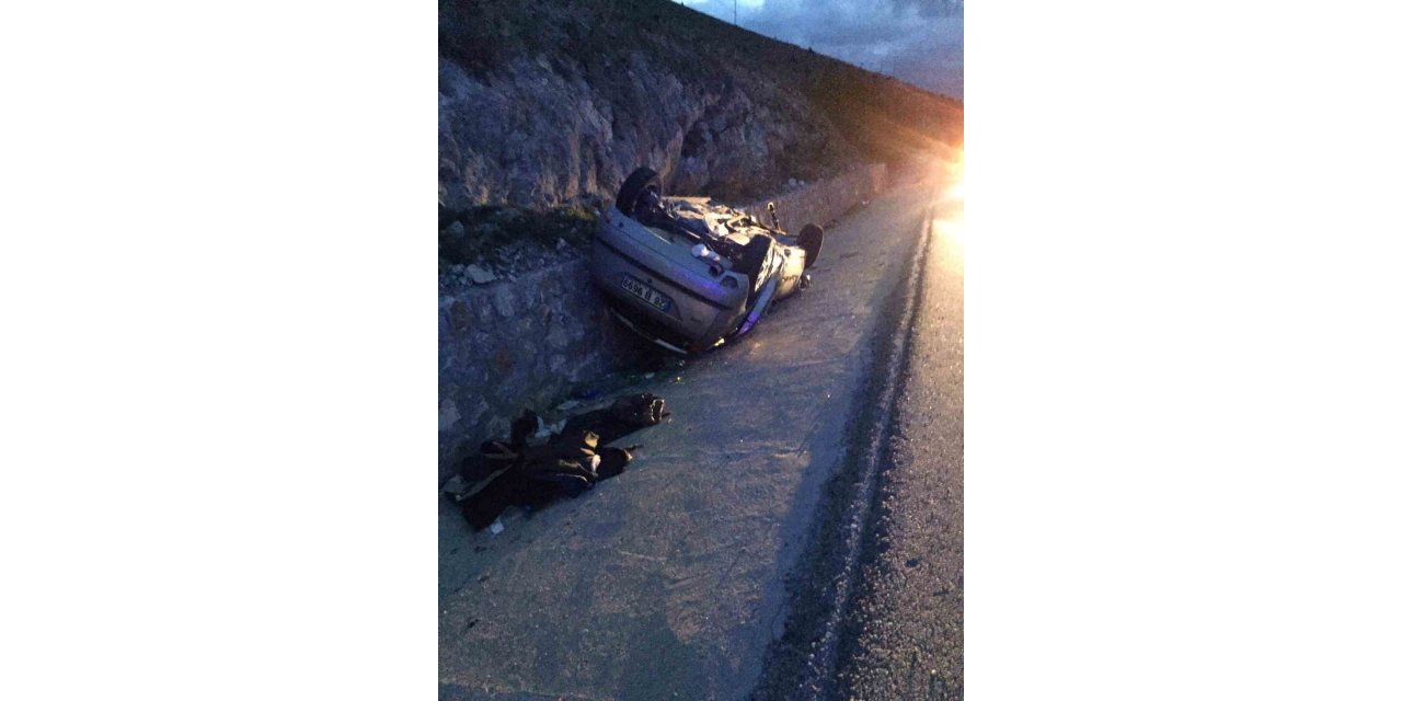 İki otomobilin çarpıştığı kazada 3’ü ağır, 5 kişi yaralandı