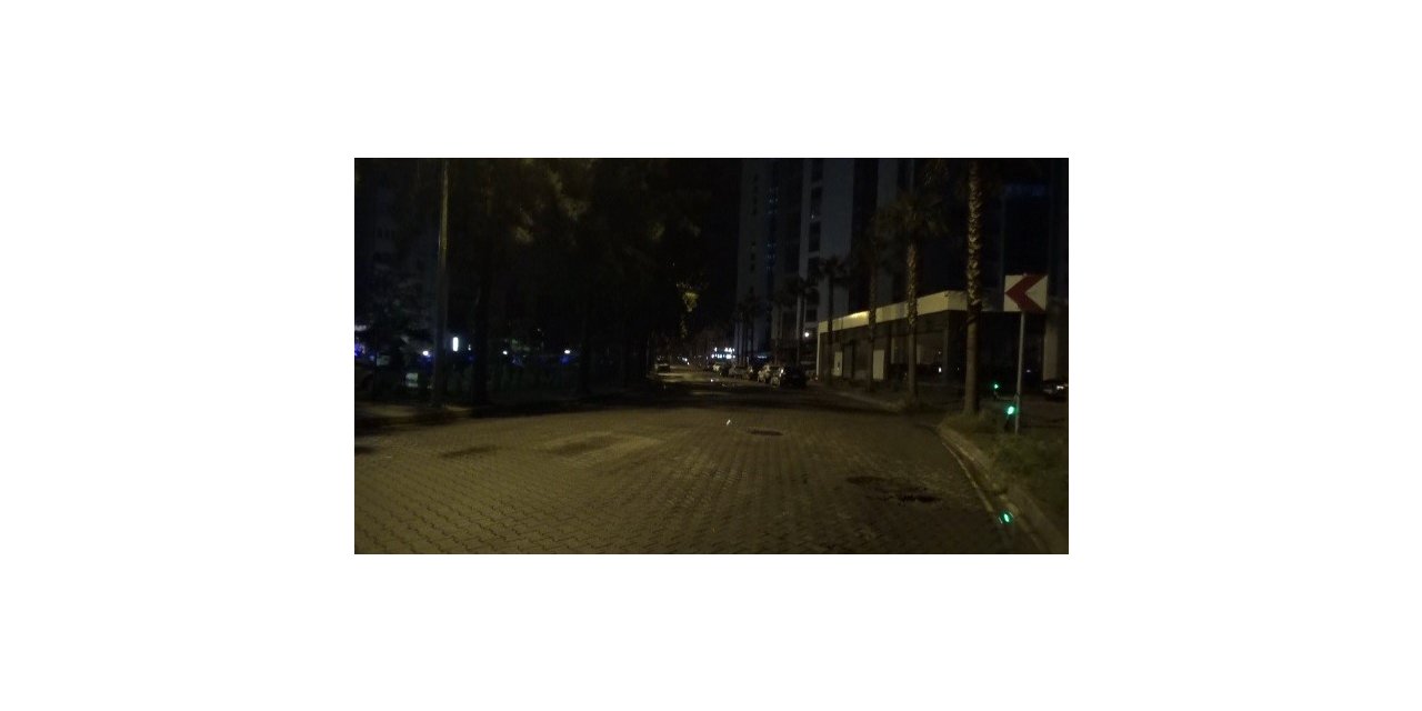 İzmir’de akşam saatlerinde ürküten siren sesleri: Rögarlar taştı, site yönetimi siren çaldı