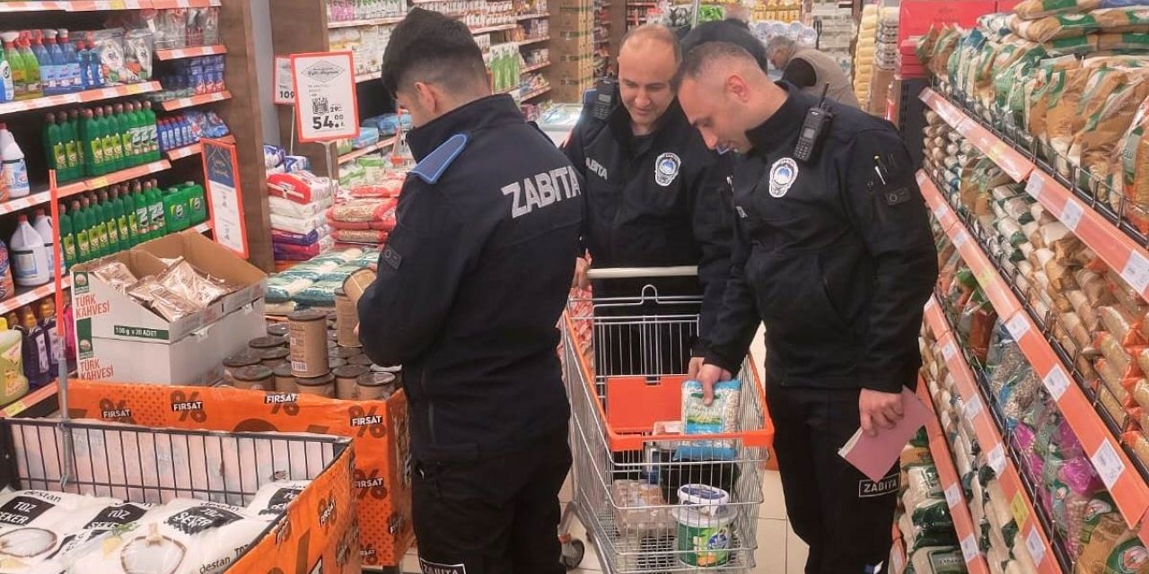 Altınova’da marketler denetlendi