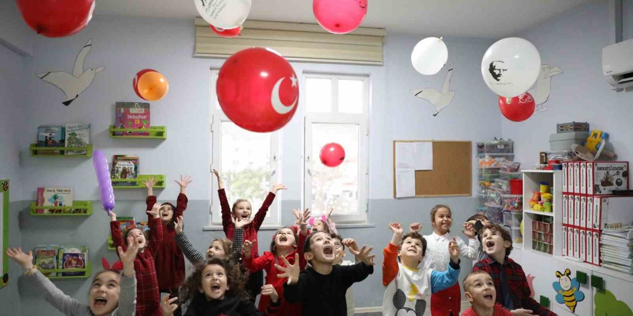 Efeler’in minik yüreklerinden depremzede anneler için büyük kampanya