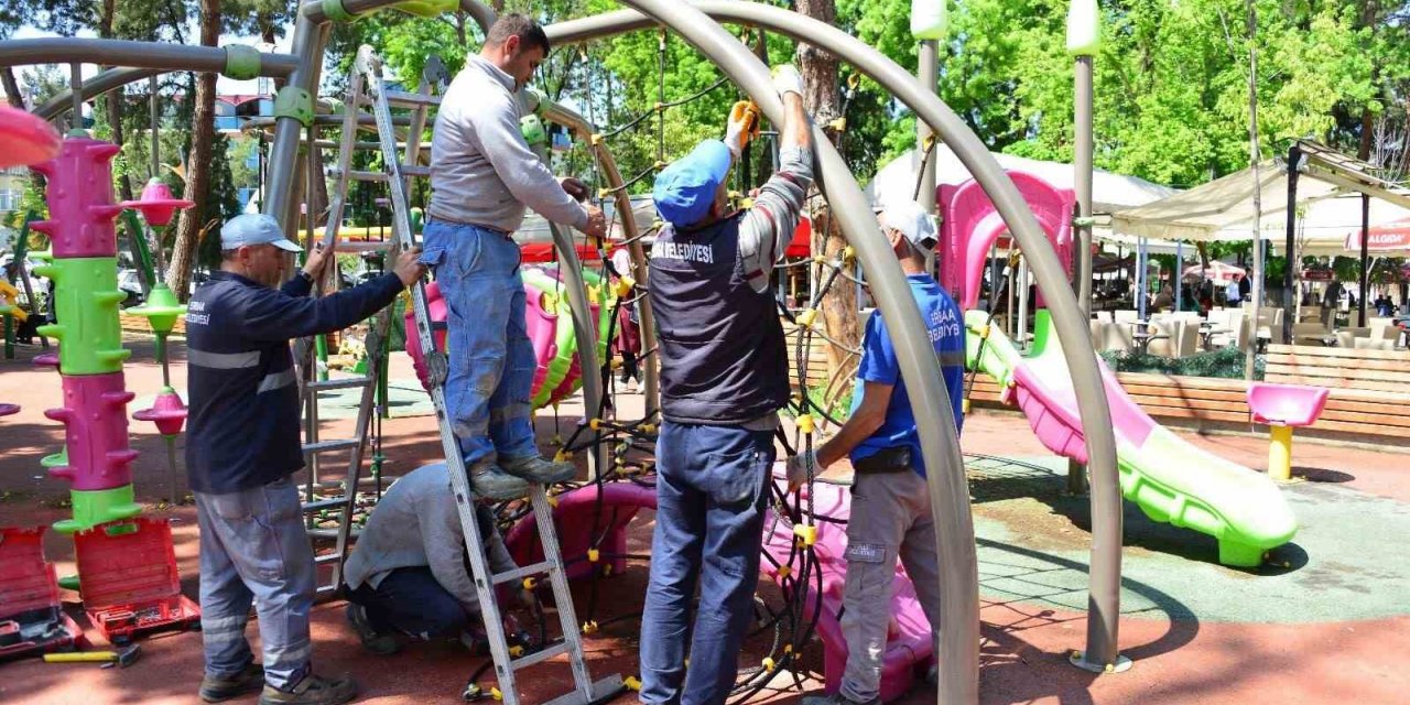 Erbaa’da 45 parkta bakım çalışması başladı