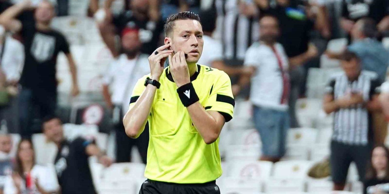 Sivasspor - Fenerbahçe maçını Zorbay Küçük yönetecek