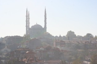 Edirne'de saydam gösterileri