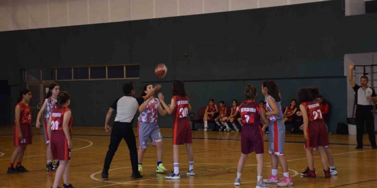 Küçük devlerin basketbol şampiyonası Muğla’da başladı
