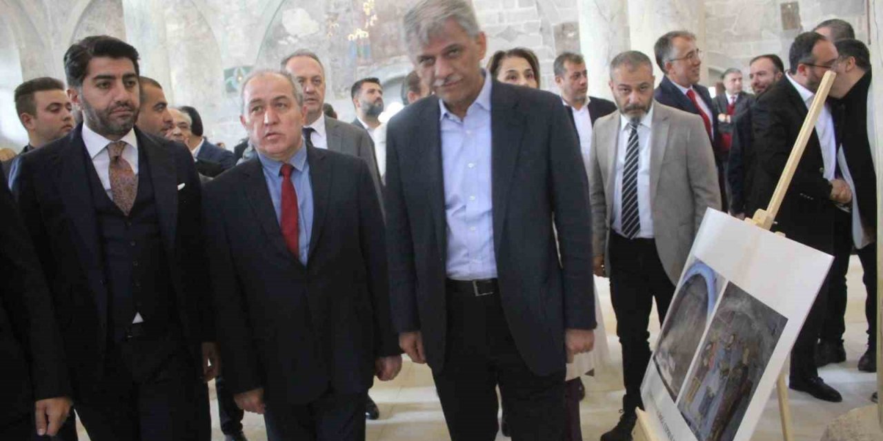 Restorasyonu tamamlanan 174 yıllık Meryem Ana Kilisesi açıldı