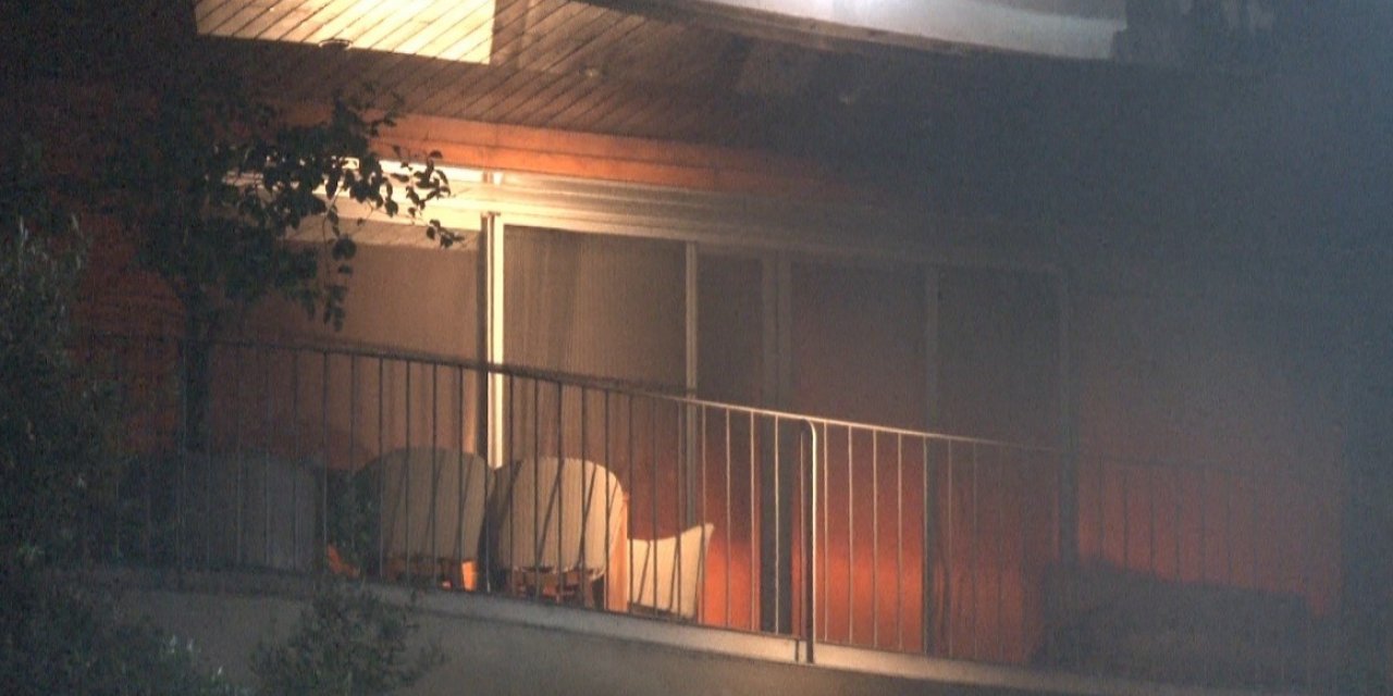 İzmir’deki büyük yangında 6 saat geride kaldı, çalışmalar devam ediyor