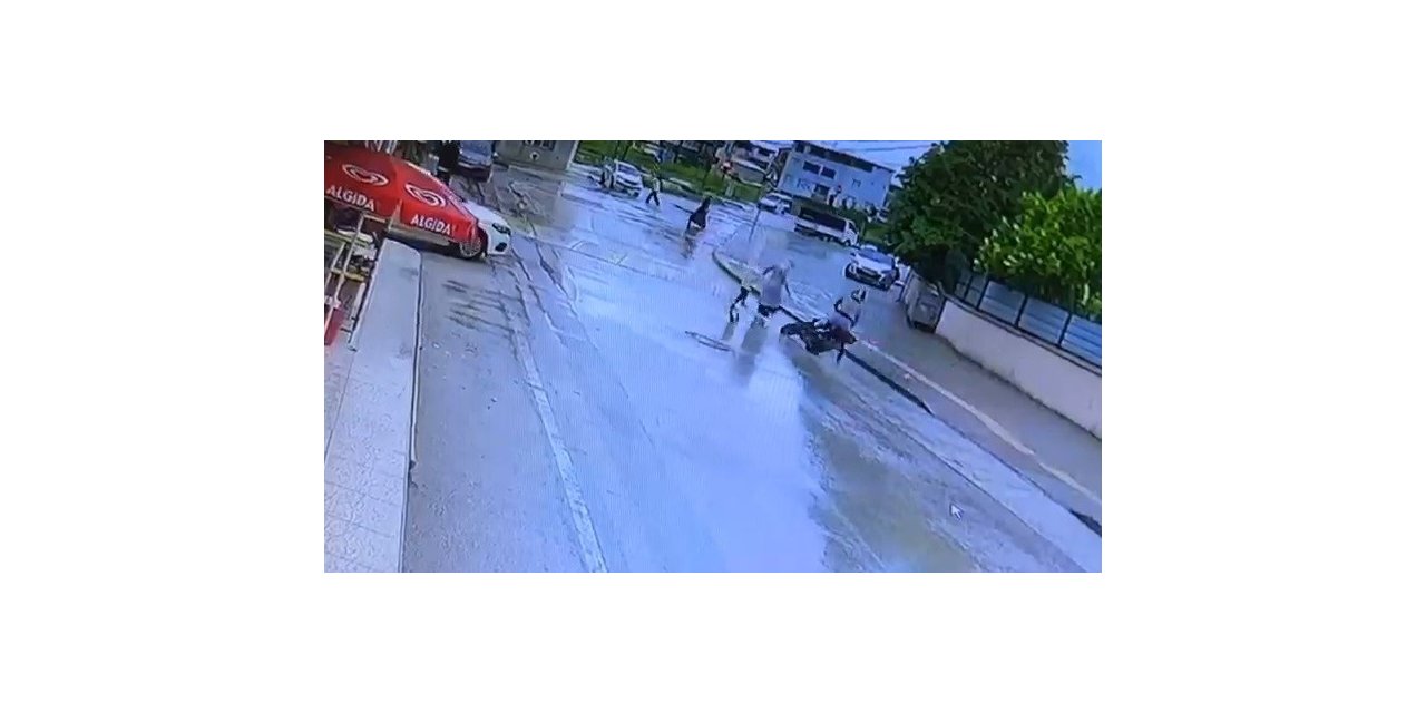 Anne ve çocuğunun ölümden döndüğü anlar kamerada