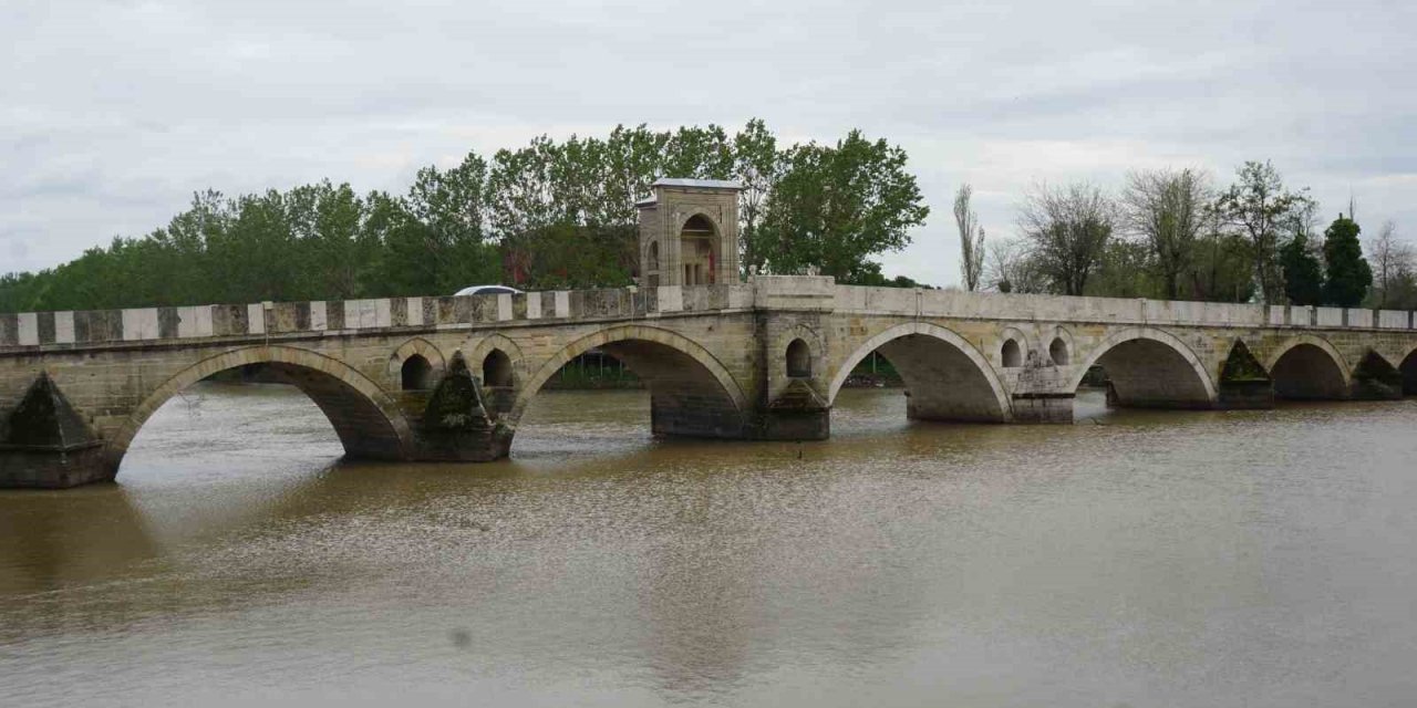 Tunca ve Meriç Nehirlerinin debileri son 1 ayda 3 kat arttı