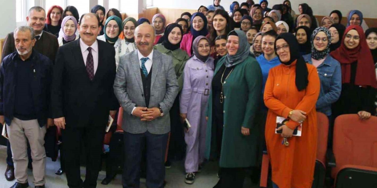 Müdür Başyiğit, "Öğretmenlik mesleğini seçmekten hiç pişman olmadım”