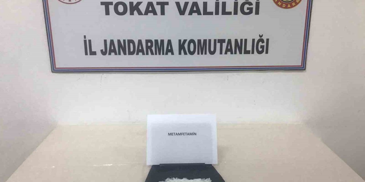 Tokat’ta şahsın üzerinde uyuşturucu madde bulundu