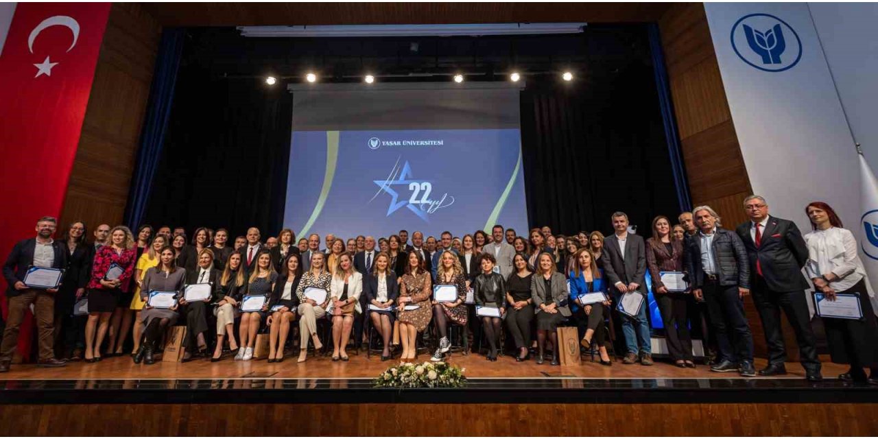 Yaşar Üniversitesi 22 yaşında