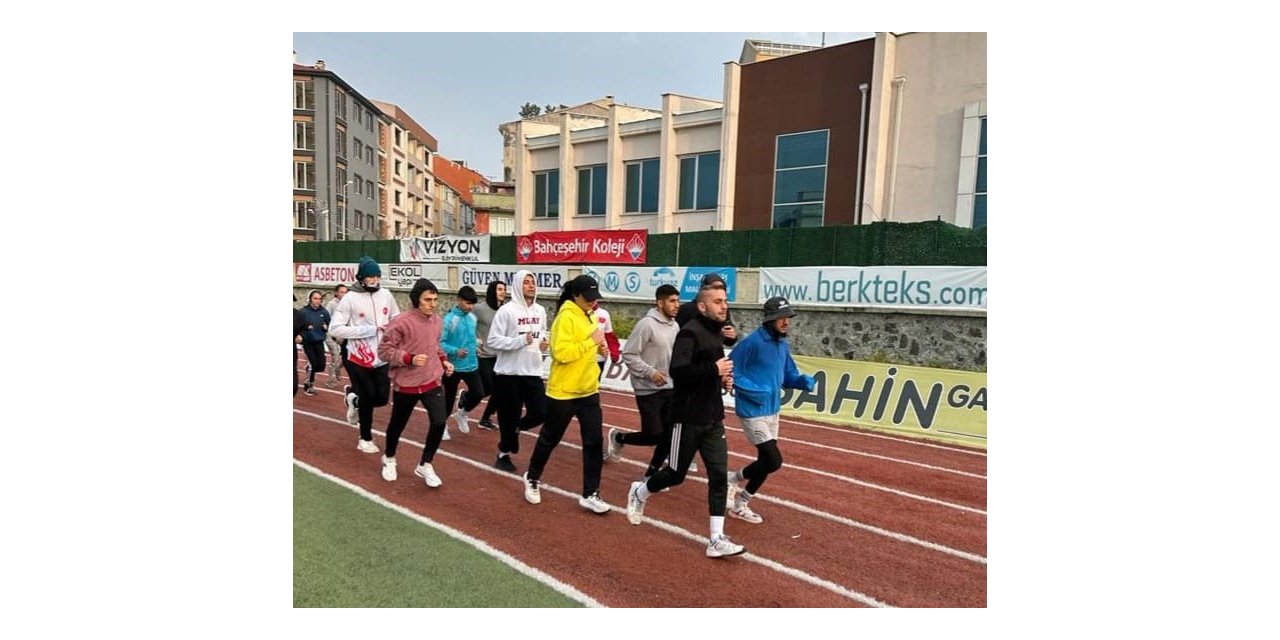 Kayserili Muaythai sporcuları milli takım kampında