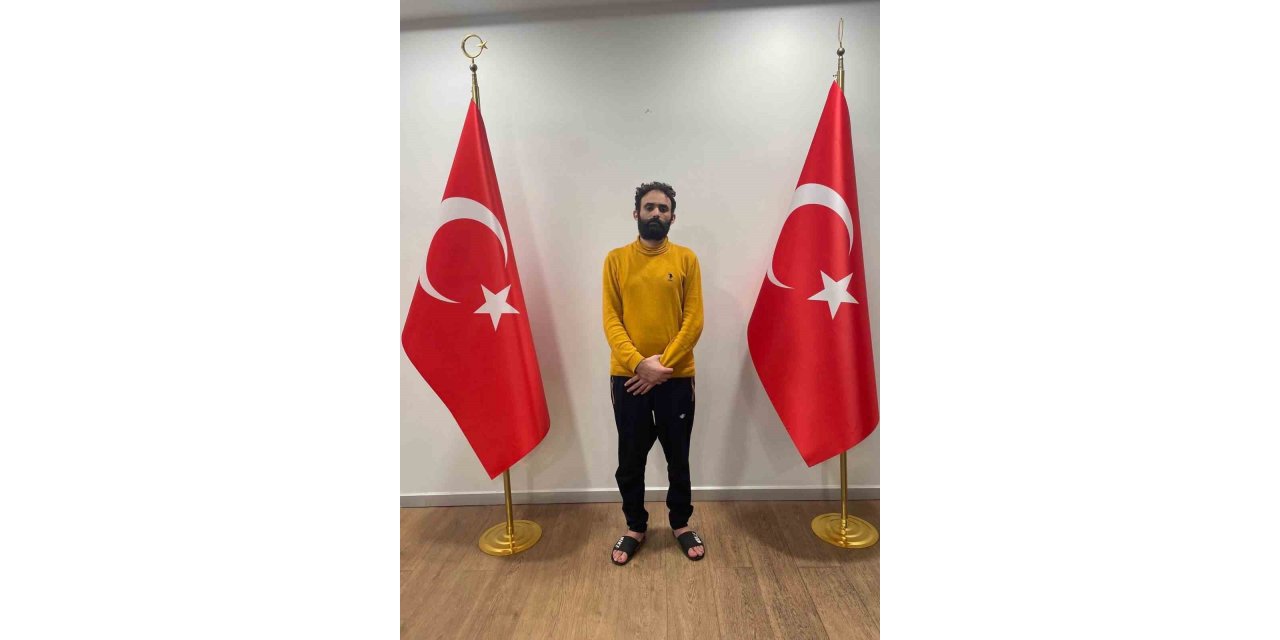 Terör örgütü mensubu firari Rasim Akyol, Türkiye’ye getirildi