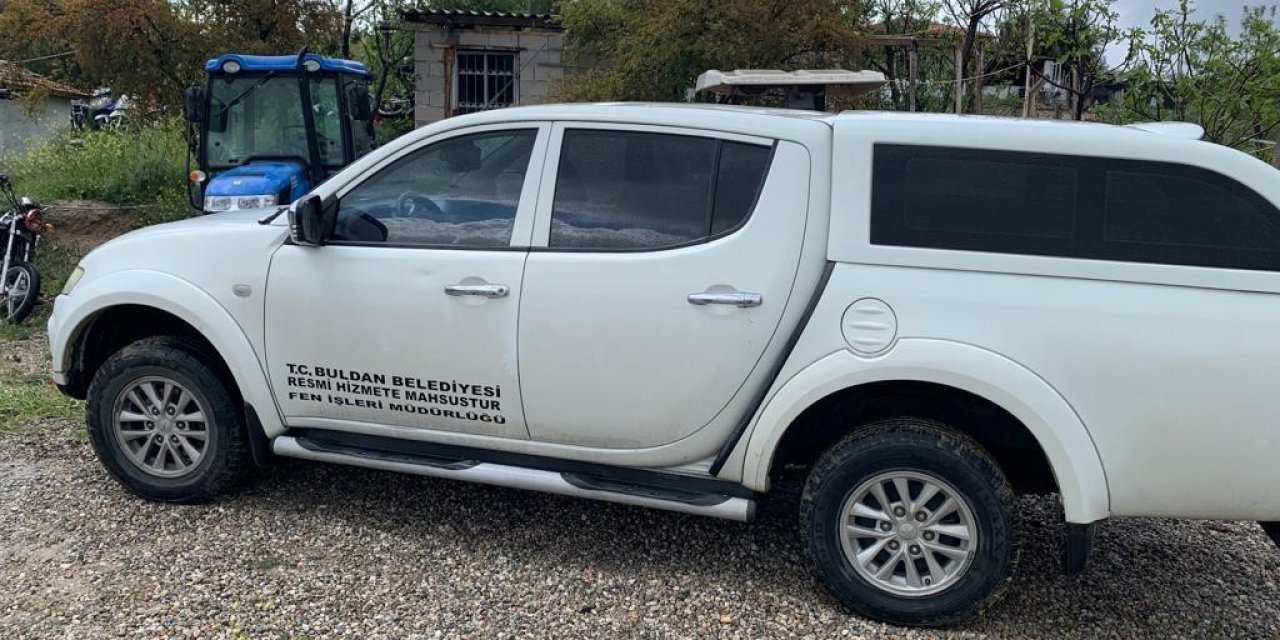 Buldan Belediyesinin araçları haczedildi