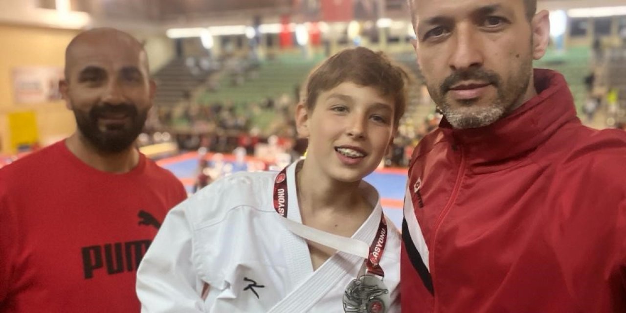 Çocuklar Karate Şampiyonası’nda Danyal Tufan Baytan Türkiye ikincisi oldu