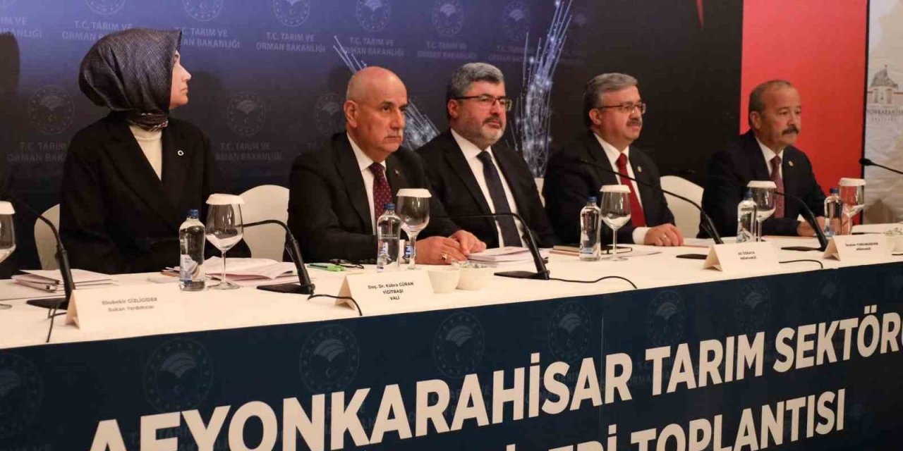 Bakan Kirişçi’den afet bölgesindeki arıcılara büyük müjde: