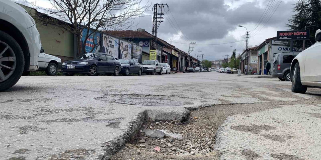 Küçük Sanayi Bölgesine sağlam giren araç arızalı çıkıyor