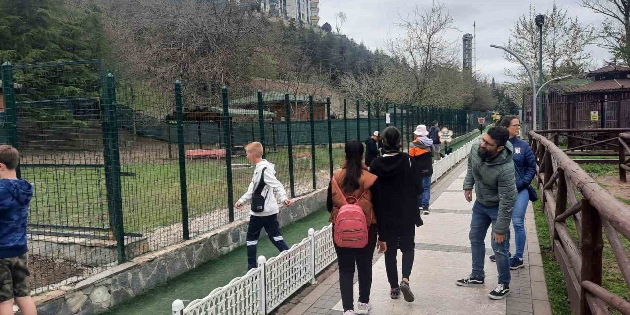 Yabancı öğrenciler Keçiören’i gezdi