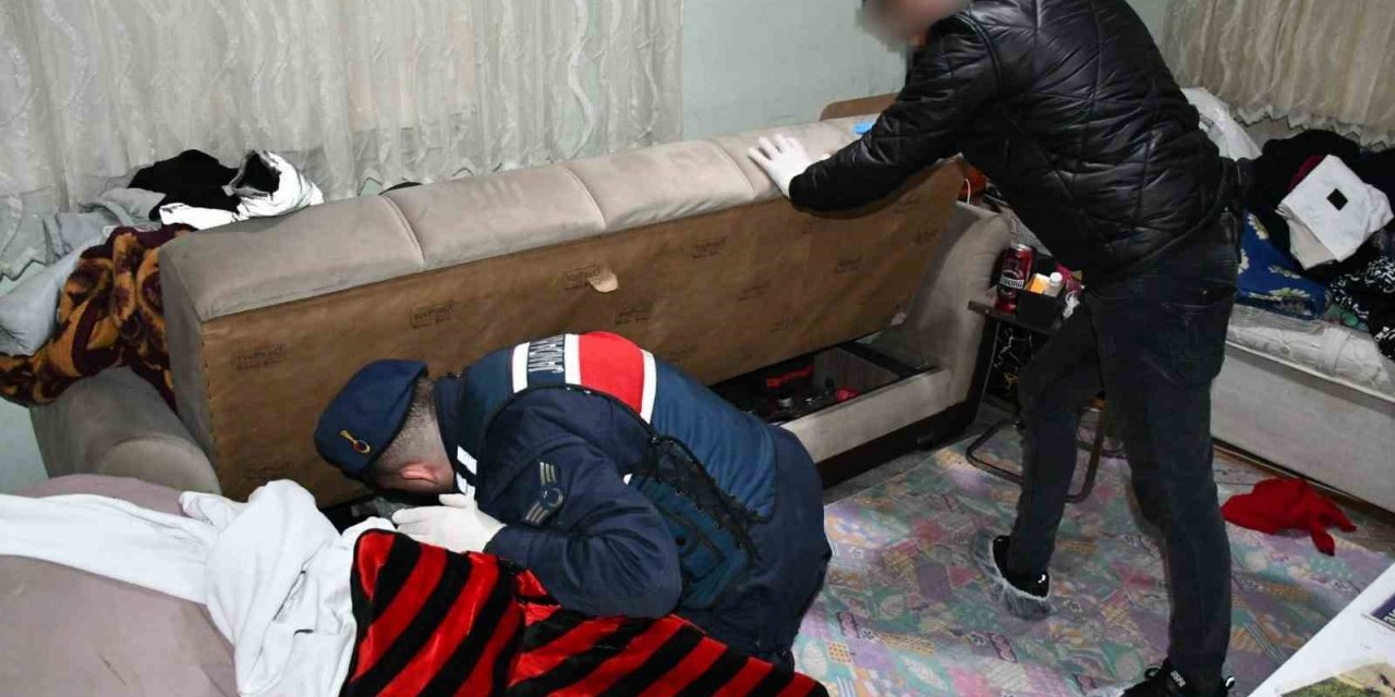 Akhisar’da kökünü kurutma operasyonu: 25 gözaltı