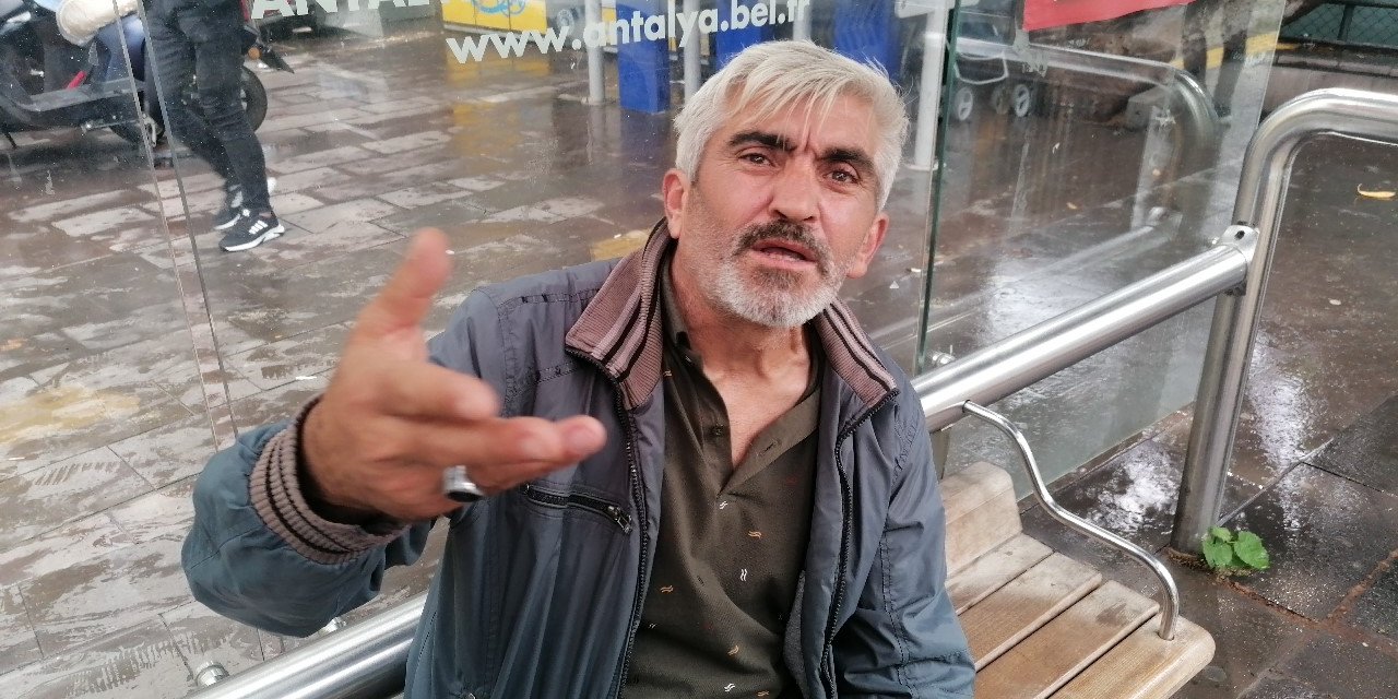 Kırmızı ışıkta direksiyon başındı sızdı, ’İçiyorsam sebebi var’ dedi