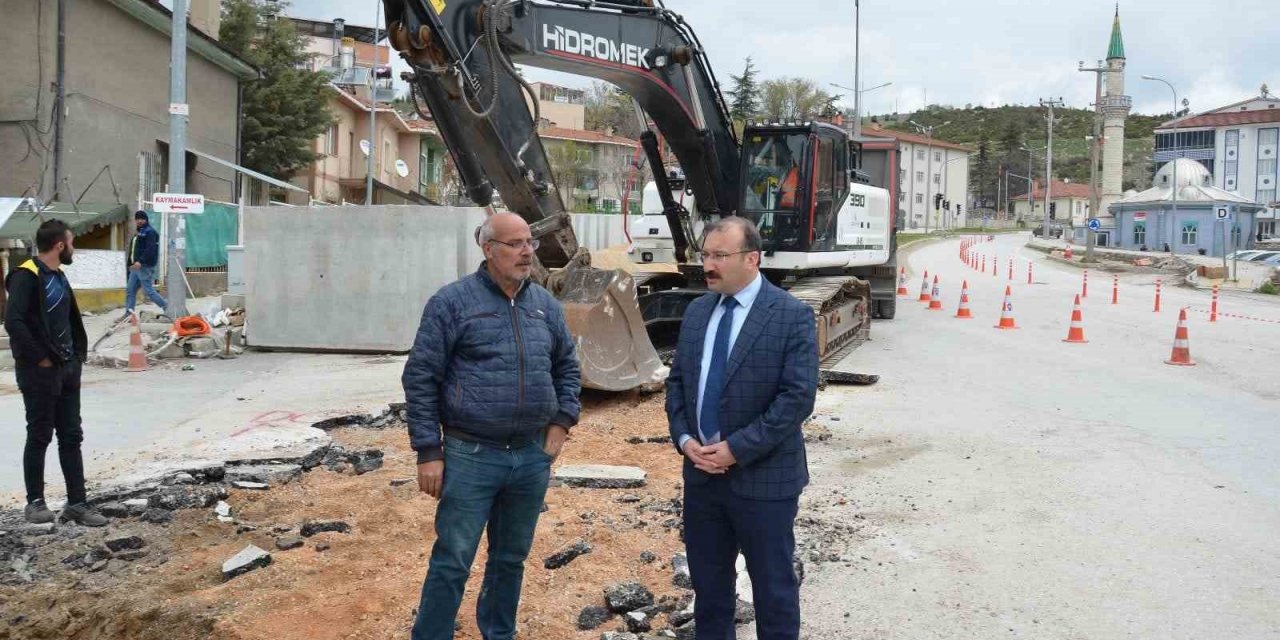 Emet’te yağmur suyu kanalları yapımına başlandı