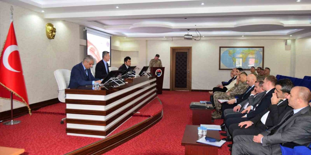 Ardahan’da seçim güvenliği toplantısı