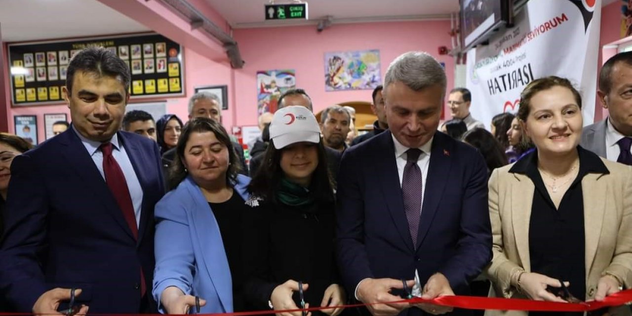 Öğrencilerden çevre konulu sergi