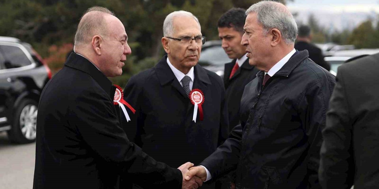 Bakan Akar, OYAK’ın 63. Olağan Genel Kuruluna katıldı