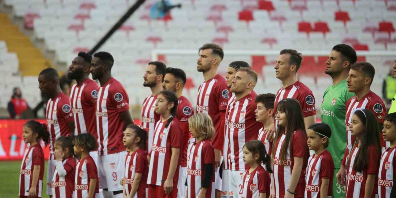 Sivasspor, ligde 14. yenilgisini aldı