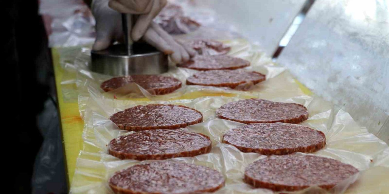 Şap hastalığı kısıtlaması kaldırıldı, et fiyatlarındaki yükseliş durdu