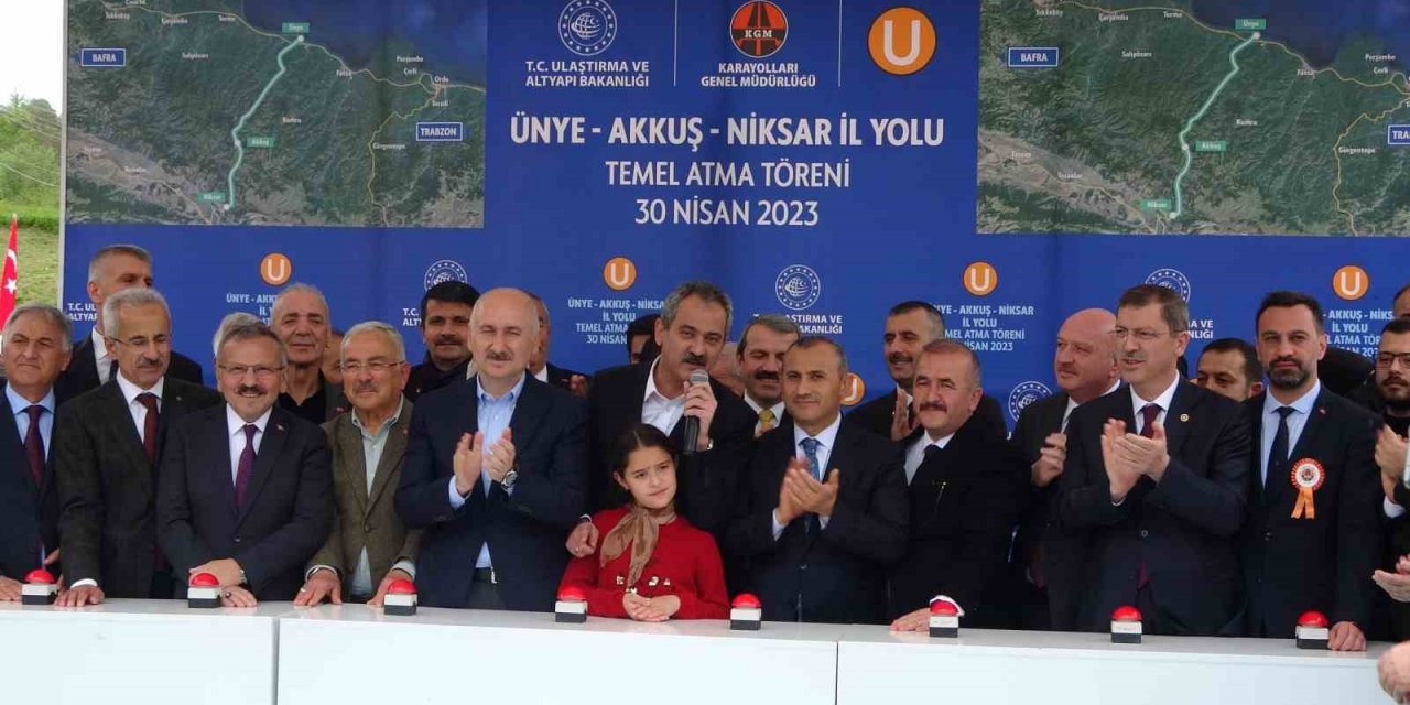 Bakan Karaismailoğlu ve Bakan Özer, Ordu’da yol temel atma programında konuştu