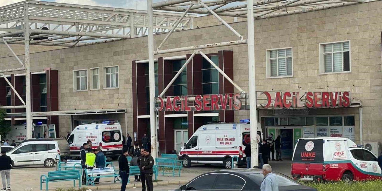 Suriye’de yaşanan patlamada 2 polis şehit oldu, 7 polis yaralandı