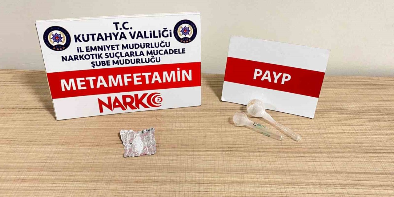 Kütahya’da 2 şahsın üzerinde uyuşturucu ele geçirildi