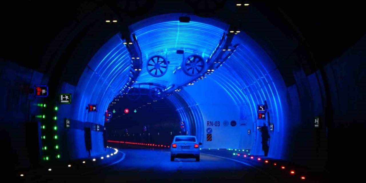 Zigana Tüneli 3 Mayıs’ta hizmete giriyor